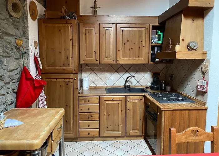 בקתה Cretaz ואלטורננקה