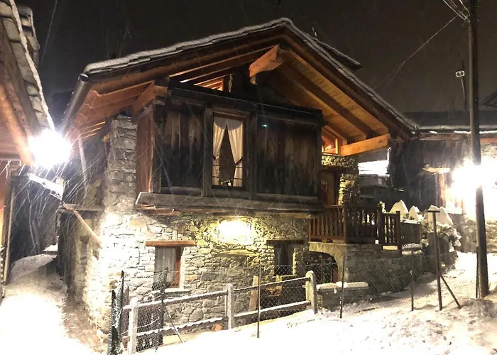 בקתה Cretaz ואלטורננקה