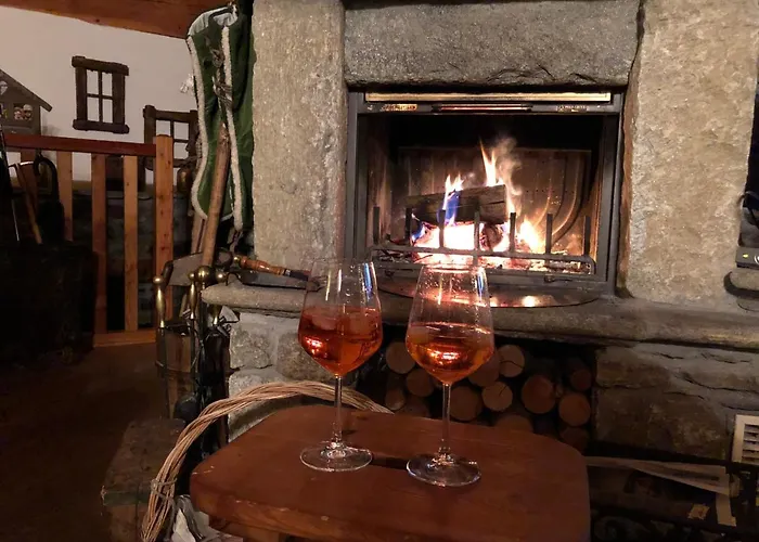 בקתה Cretaz ואלטורננקה